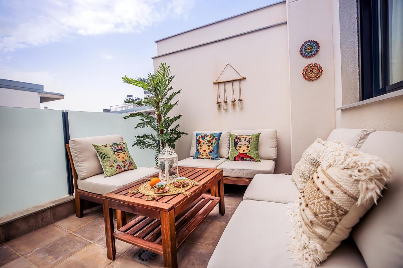 Nautilus Beach Apartment - Apartamento Azul 로타 외부 사진