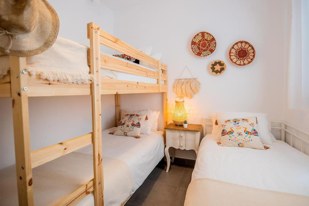 Nautilus Beach Apartment - Apartamento Azul 로타 외부 사진