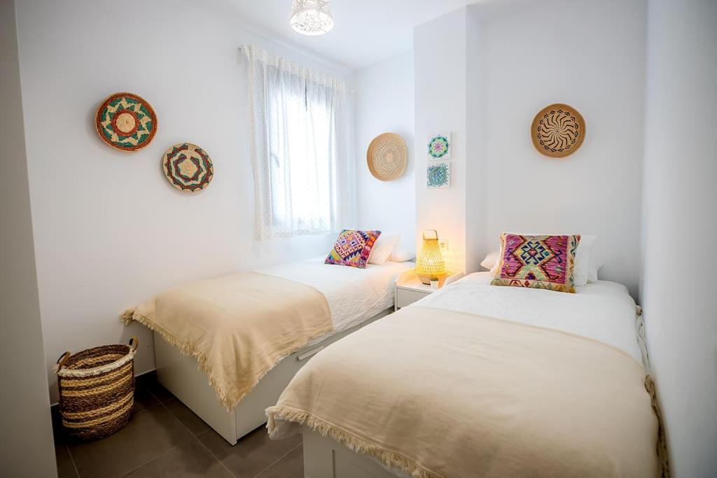 Nautilus Beach Apartment - Apartamento Azul 로타 외부 사진