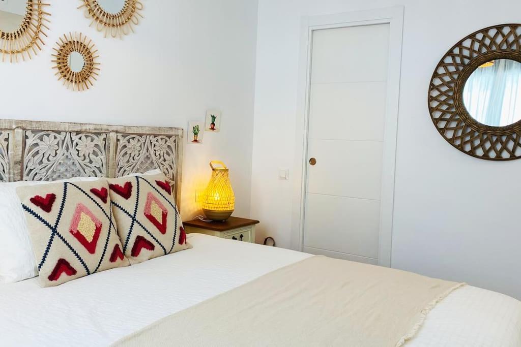Nautilus Beach Apartment - Apartamento Azul 로타 외부 사진