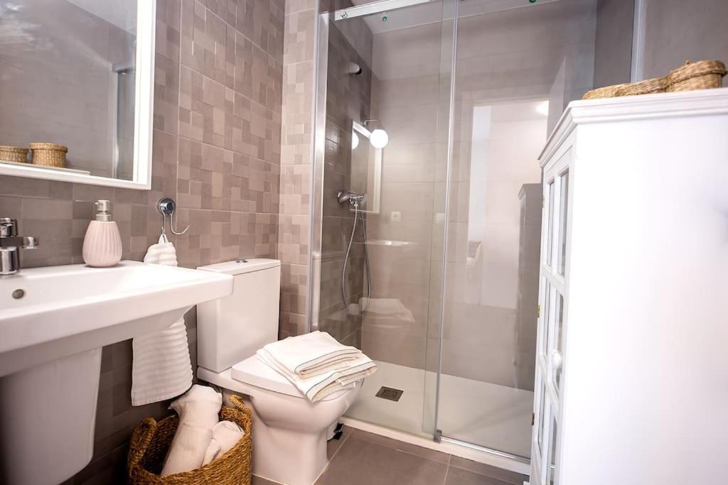 Nautilus Beach Apartment - Apartamento Azul 로타 외부 사진