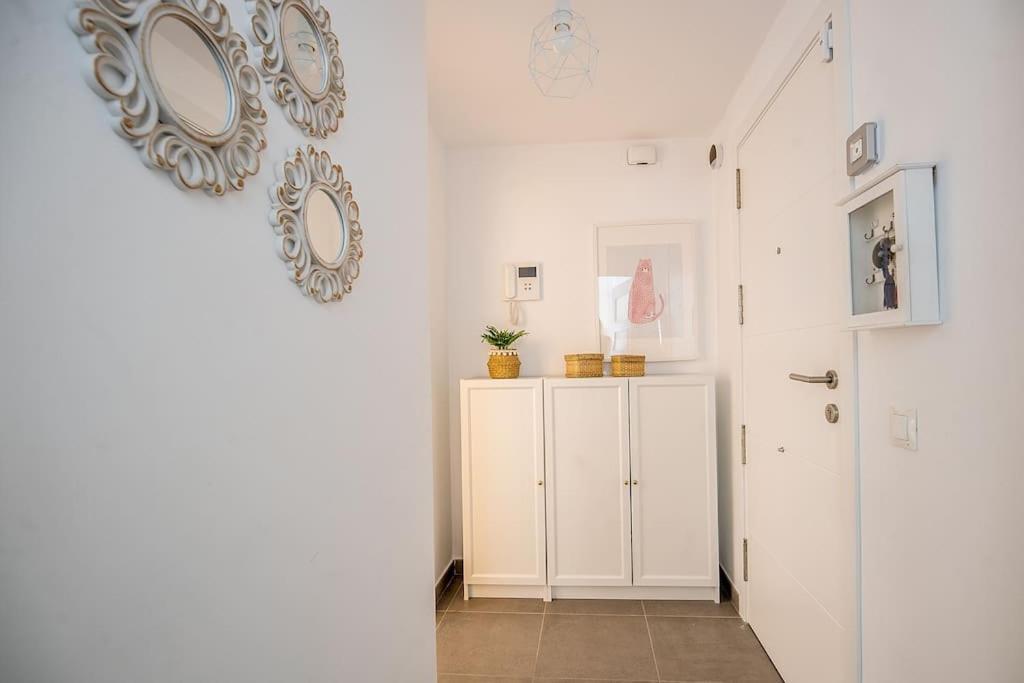 Nautilus Beach Apartment - Apartamento Azul 로타 외부 사진